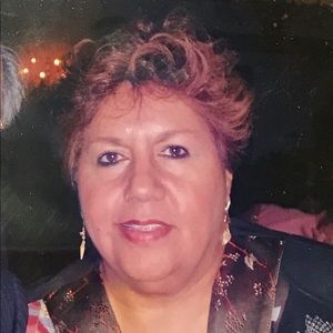 Meet your Posher, Yolanda